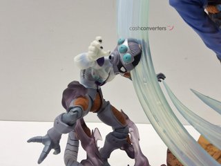 figura accion bandai figuarts tamashii nations trunks vs freezer