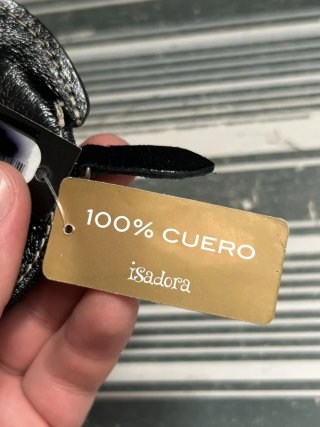 Monedero redondo de cuero Isadora