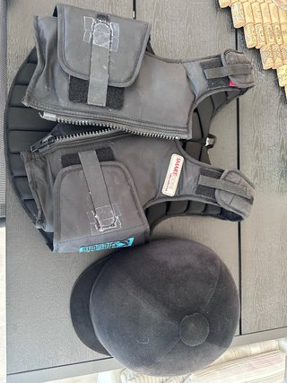 Chaleco y Casco Equitación