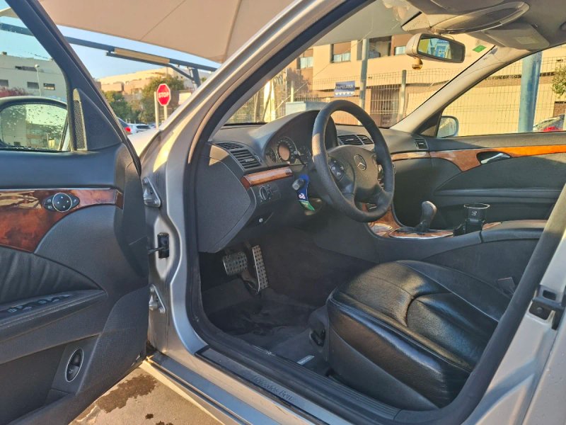 Mercedes-Benz Clase E 2005, foto 4