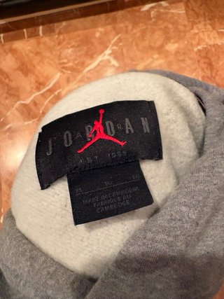Sudadera Jordan Gris