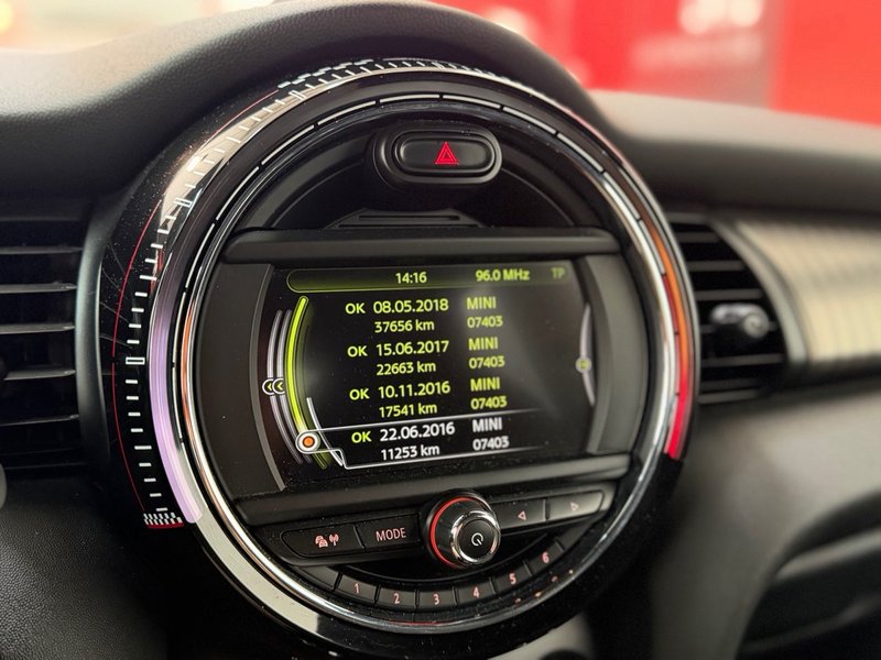 MINI Cooper 2015, foto 28