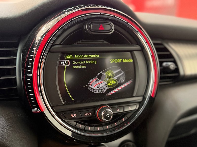MINI Cooper 2015, foto 26