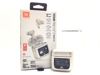 in-ear jbl tour pro 2