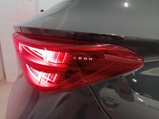CUPRA León eTSI 150cv