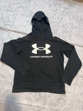 Sudadera Under Armour juvenil con capucha