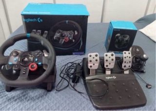 Volante Logitech G29 con Pedales