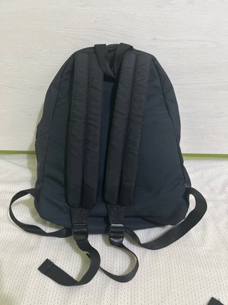 Mochila Eastpak Negra