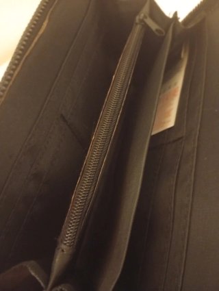 Cartera Disney Negra y Dorada