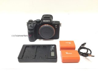 camara digital evil sony alpha a7 iii (ilce-7m3)