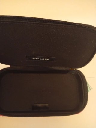 Estuche rígido Marc Jacobs  Estampado Leopardo Fuc