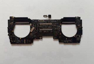 Placa MacBook Pro A1706 8RAM. 256GB (2016) venture