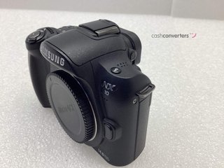 camara digital evil samsung nx10