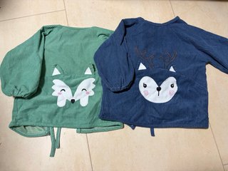Set de 2 Baberos de Manga Larga