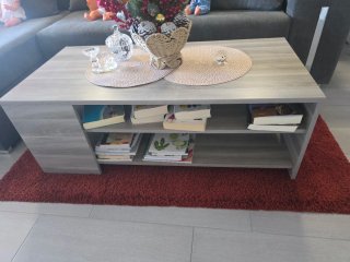 Mesa Auxiliar de Salón Gris