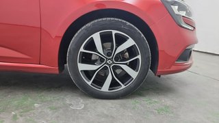 RENAULT MEGANE 1.3 TCE BOSE EDC 103KW 5P