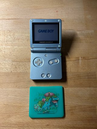 Game Boy Advance SP + Cover Pokemon