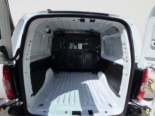 TOYOTA Proace City - MY25 GX COMBI N1 L2 1.5D 75kW 6MT