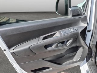 TOYOTA Proace City - MY25 GX COMBI N1 L2 1.5D 75kW 6MT