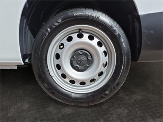 TOYOTA Proace City - MY25 GX COMBI N1 L2 1.5D 75kW 6MT