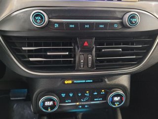 FORD FOCUS 1.5 Ecoblue 120cv Auto Titanium