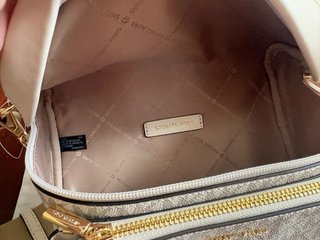 Riñonera Michael Kors Original Beige/Oro