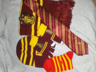 Nuevo Pack Gryffindor bufanda y calcetines