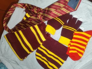 Nuevo Pack Gryffindor bufanda y calcetines