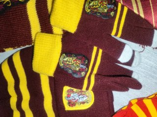 Nuevo Pack Gryffindor bufanda y calcetines