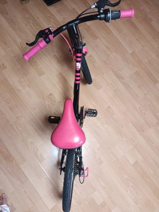 Bicicleta para niña negra y rosa