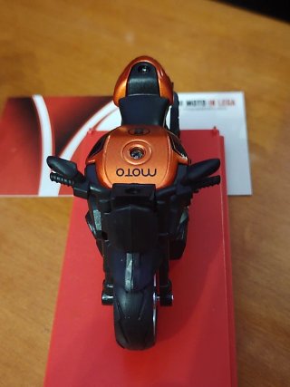 Modellino Moto Naked Arancione e Nero
