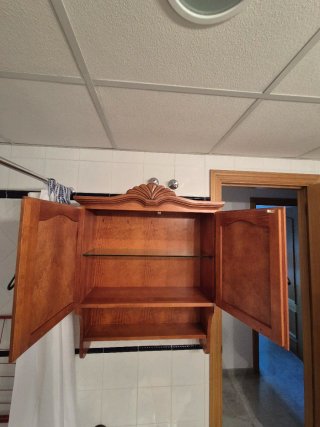 Mueble de Pared de Madera