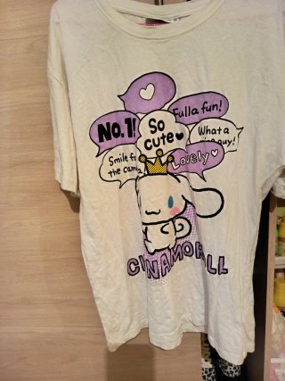 Camiseta Cinnamoroll