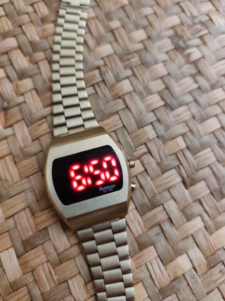 Reloj Armitron Heritage Edición Oro