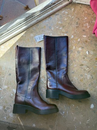 Botas altas Zara marrón