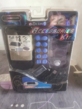 Kit de 22 Accesorios para PSP 2