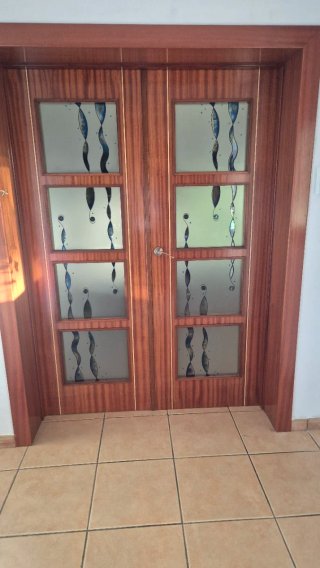 12 Puertas Macizas Madera.
