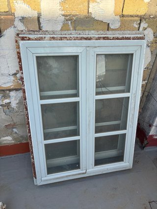 Ventana de Aluminio gris