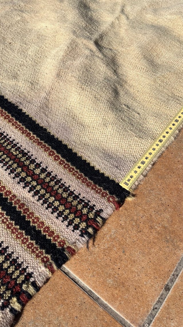Alfombra kilim marroquí de lana.