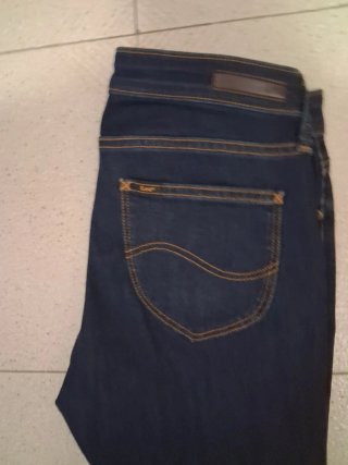 Pantalones pitillos vaqueros Lee azules