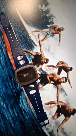 Lucerne Surfer's Pride Jump Hour Blu 70