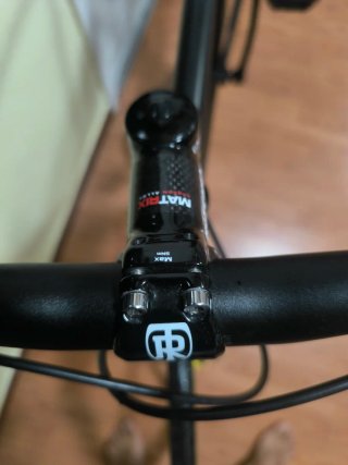 Bicicleta Urbana Negra Ruedas Amarillas