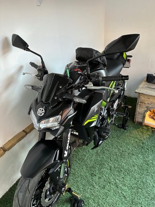 Kawasaki Z900