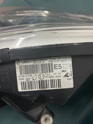 Faro derecho Renault Captur