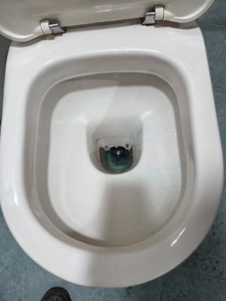 Sanitario y bidé de cerámica