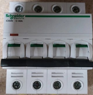 Automático 4p 40A Nuevo Magnetotermico