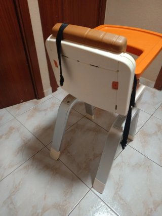 Trona infantil Nuna evolutiva