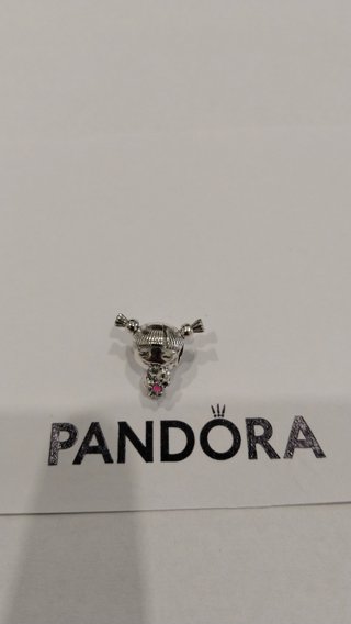 Charm de Pandora Niña con encantadores detalles