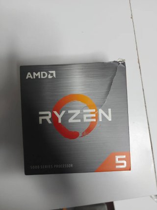 AMD Ryzen 5 5600X + dissipatore originale Wraith S