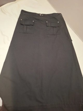 Falda larga negra estilo gótico